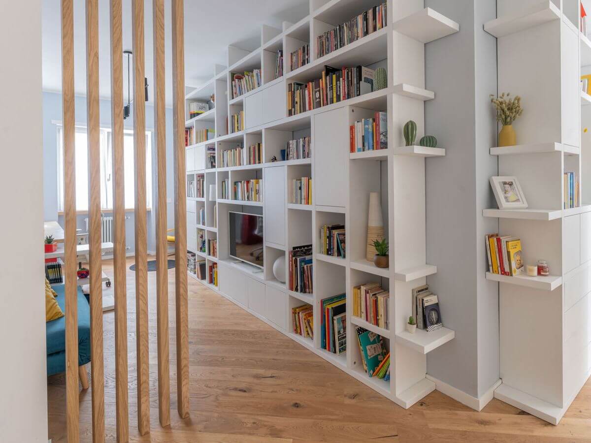 libreria moderna in angolo lavoro stile nordico parquet